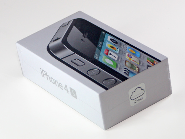 01-iPhone-4S-a-box.jpg 01-iPhone-4S-a-box.jpg