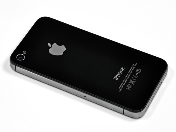 02-iPhone-4S-rear-view-1.jpg 02-iPhone-4S-rear-view-1.jpg